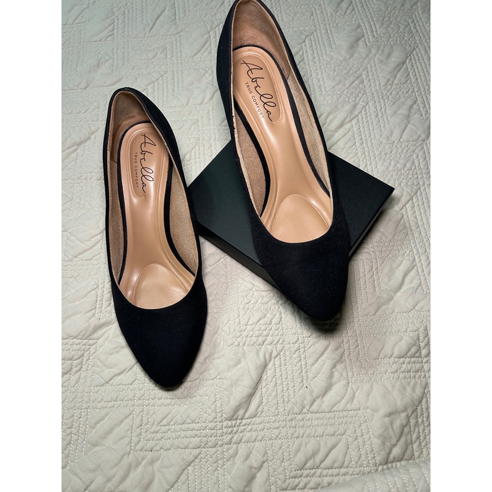 Abella True Comfort Womens Black Pointed Toe Mid Heel Pumps Cushioned Shoes